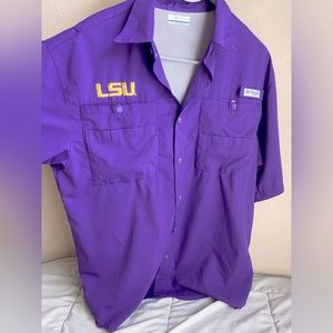 LSU Medium Columbia fishing shirt
